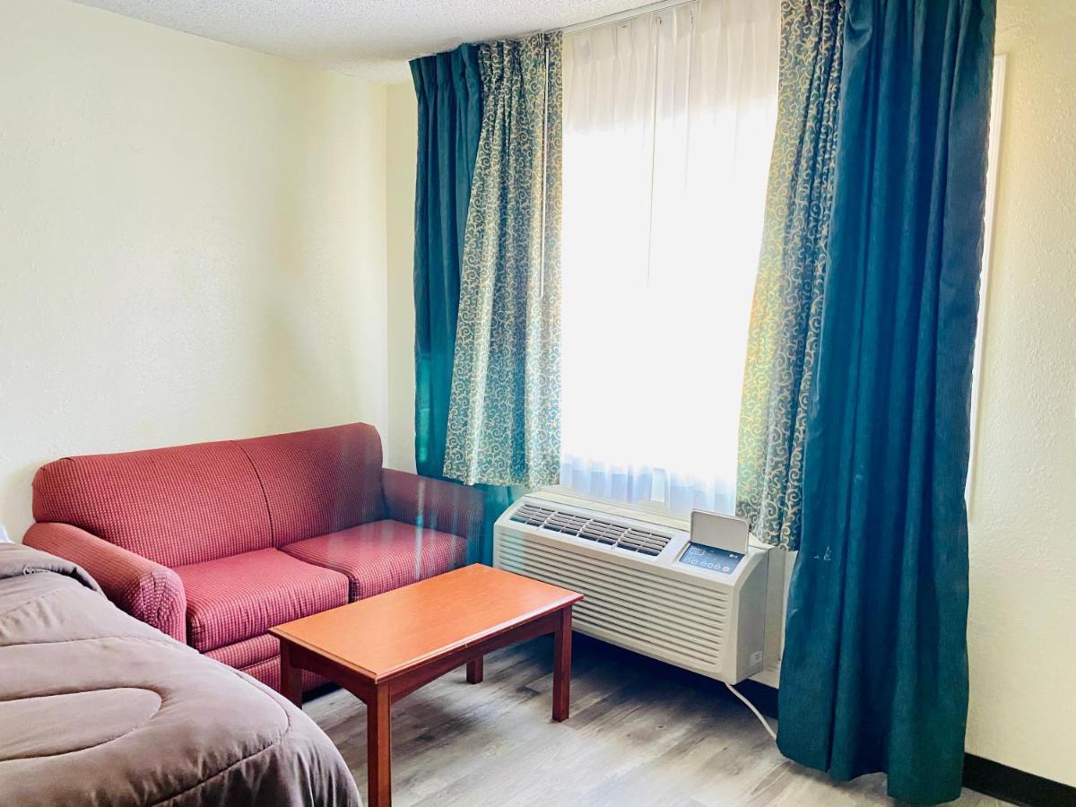 Ozark Inn & Suites Kültér fotó
