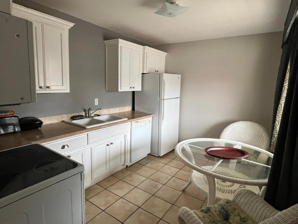 Ozark Inn & Suites Kültér fotó