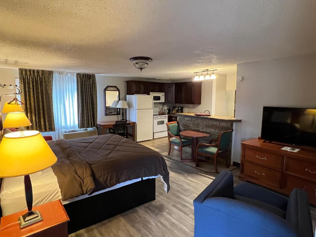Ozark Inn & Suites Kültér fotó