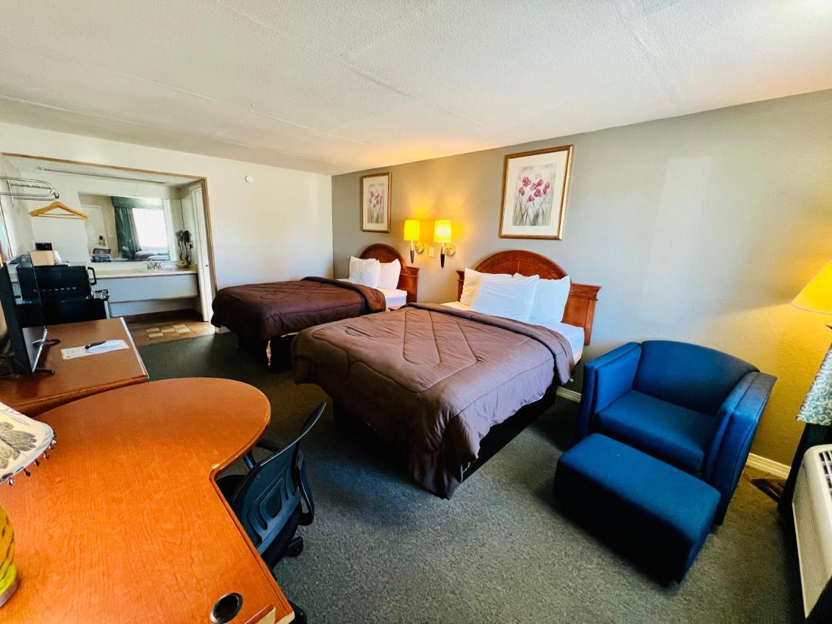 Ozark Inn & Suites Kültér fotó
