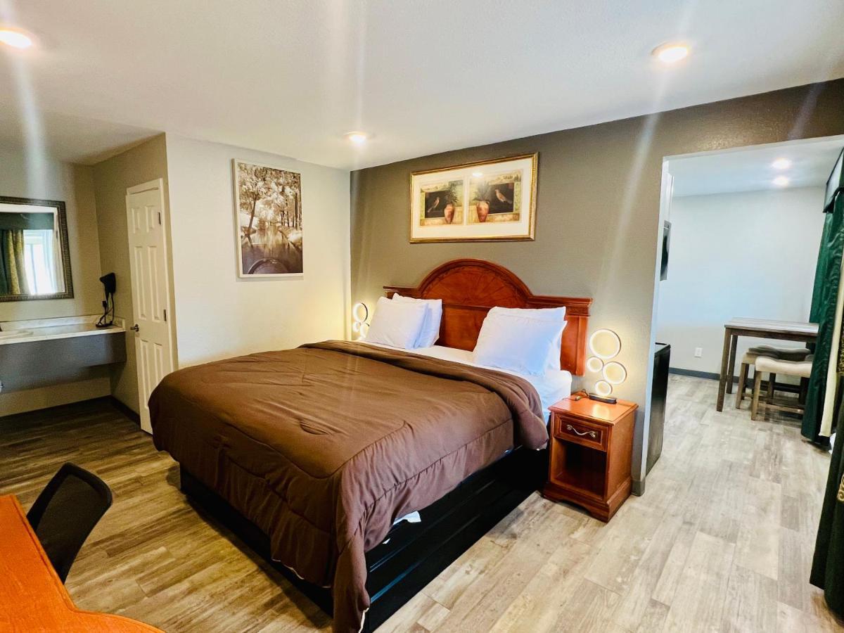 Ozark Inn & Suites Kültér fotó
