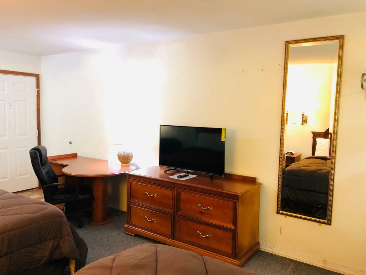 Ozark Inn & Suites Kültér fotó