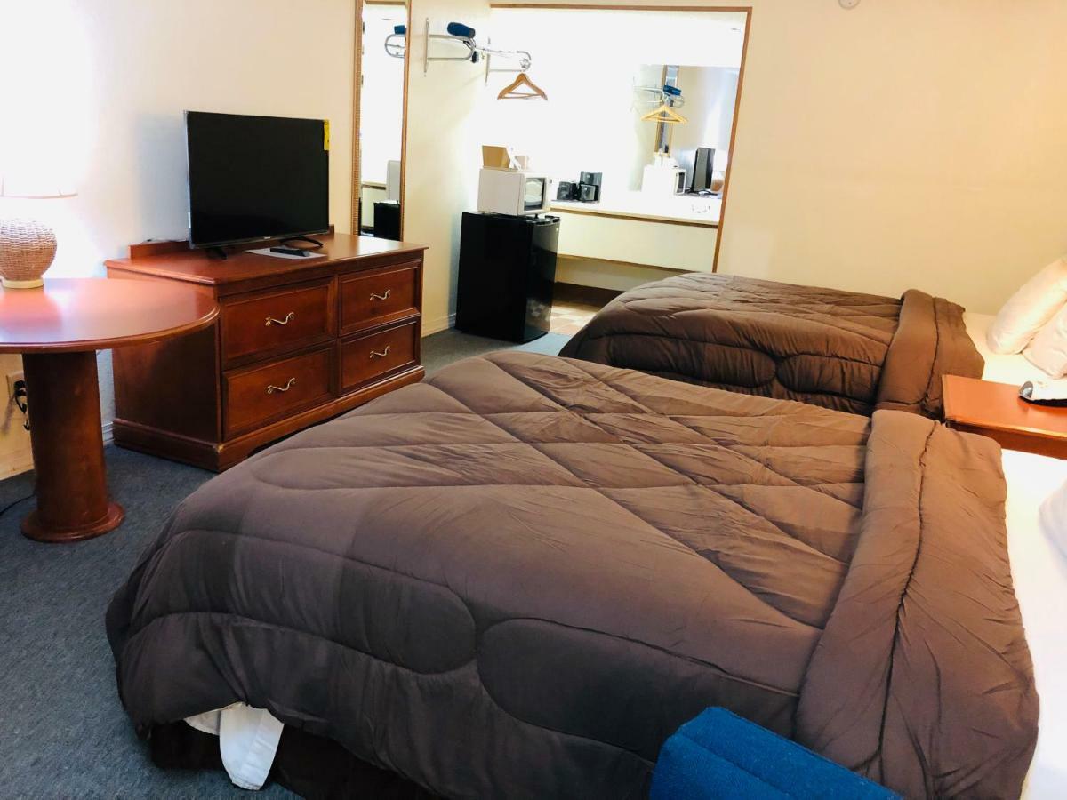 Ozark Inn & Suites Kültér fotó