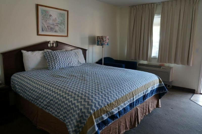 Ozark Inn & Suites Kültér fotó