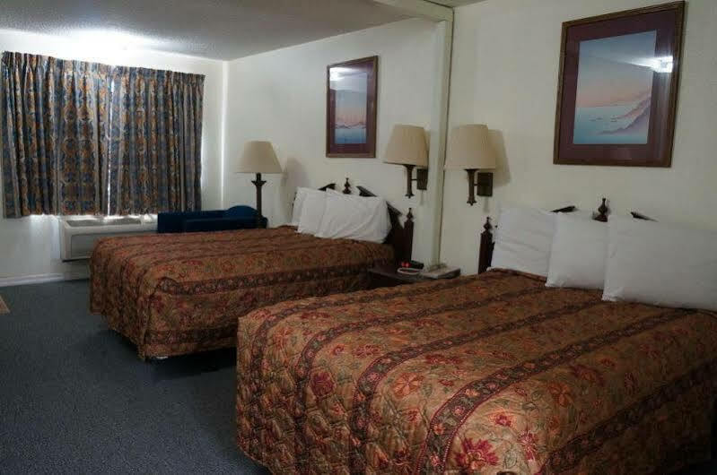 Ozark Inn & Suites Kültér fotó